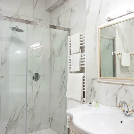 Lion Relais De Charme Apartamento